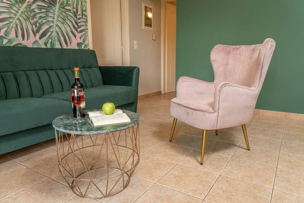 Central & Elegant Suite With Private Garden Argostolion Dış mekan fotoğraf