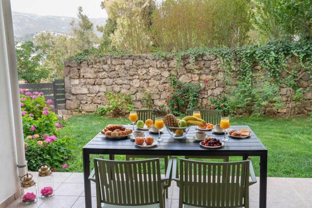 Central & Elegant Suite With Private Garden Argostolion Dış mekan fotoğraf