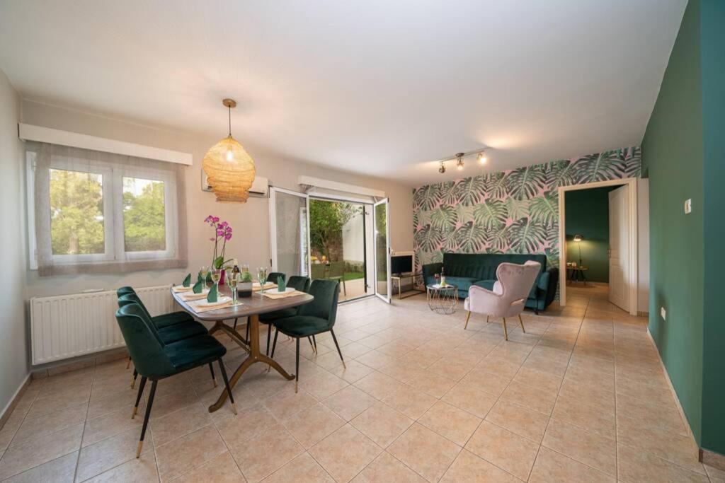 Central & Elegant Suite With Private Garden Argostolion Dış mekan fotoğraf